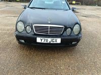 used Mercedes CLK230 Avantgarde 2dr Tip Auto 2.3