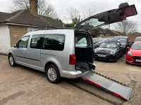 Begagnad VW Caddy Maxi Life 122 HK (89 kW) 2020 Silver Minibuss