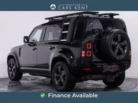 Used Land Rover Defender SE Dynamic 300 HP (220 kW) 2021 Black Estate