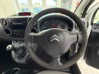 Used Citroën Berlingo 75 HP (55 kW) 2011 White MPV