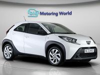 Used Toyota Aygo X PURE 71 HP (52 kW) 2022 White SUV