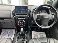 Used Isuzu Pick up 164 HP (120 kW) 2020 Spinnel red Pickup