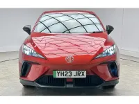 Usado MG MG4 EV SE 319 kW (435 CV) 2023 Rojo Utilitario