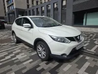 Used Nissan Qashqai Acenta 2015 White SUV