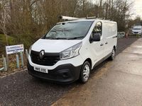 Used Renault Trafic Business 2015 White MPV