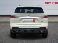 New MG HS Trophy 170 HP (125 kW) 2025 White SUV