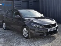 Usado Peugeot 308 Active 130 HP (95 kW) 2019 Cinzento Citadino