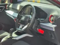 Begagnad Seat Arona FR 2023 Röd SUV