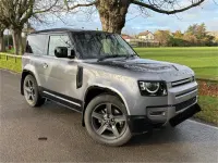 Używany Land Rover Defender SE Dynamic 2022 Szary Kombi