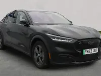 Usado Ford Mustang Mach-E Extended Range 216 kW (294 HP) 2023 Preto SUV