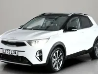 Used Kia Stonic 120 HP (88 kW) 2022 White SUV