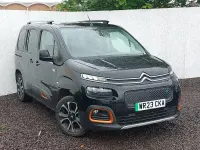 Usado Citroën Berlingo XTR 100 kW (136 HP) 2023 Preto Monovolume
