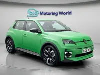 Used Renault R5 Evolution 89 kW (122 HP) 2025 Green Hatchback