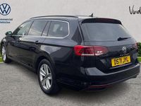 Used VW Passat SE 147 HP (108 kW) 2022 Black Estate