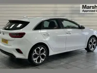 Used Kia Ceed 136 HP (100 kW) 2019 White Hatchback