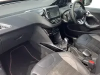 Second-hand Peugeot 2008 Allure 83 CP (61 kW) 2019 Roșu SUV
