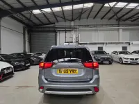 Używany Mitsubishi Outlander P-HEV 2015 Szary SUV