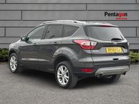 Usado Ford Kuga Titanium 120 CV (88 kW) 2018 Gris SUV