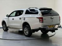 Used Mitsubishi L200 181 HP (133 kW) 2017 White Pickup