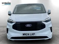 Used Ford Transit Custom Limited 136 HP (100 kW) 2024 White Van