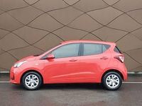 Used Hyundai i10 SE 66 HP (48 kW) 2018 Red Hatchback