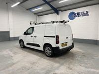 Used Citroën Berlingo 100 HP (73 kW) 2020 White MPV
