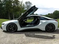 Used BMW i8 Comfort Edition 374 HP (275 kW) 2018 White Coupe