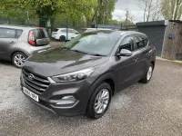 Usado Hyundai Tucson SE 116 HP (85 kW) 2015 Cinzento SUV