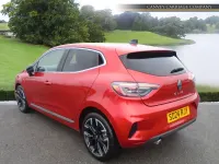 Used Renault Clio V Techno 90 HP (66 kW) 2024 Red Hatchback