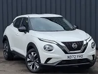 Używany Nissan Juke Acenta 114 KM (83 kW) 2023 Biały SUV