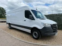 Used Mercedes Sprinter Progressive 150 HP (110 kW) 2023 White Van