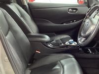 used Nissan Leaf 80kW Tekna 24kWh 5dr Auto + ZERO DEPOSIT 165 P/MTH + SAT NAV / LEATHER Hatchback