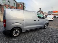 Używany Vauxhall Vivaro Edition 100 KM (73 kW) 2021 Szary Minivan