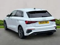 Begagnad Audi A3 S-Line 147 HK (108 kW) 2024 Vit Halvkombi