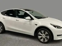Używany Tesla Model Y RWD 219 kW (299 KM) 2024 Biały SUV