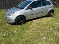 Usado Ford Fiesta Style 2007 Prateado Citadino