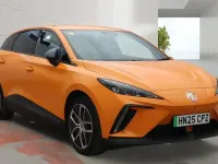 Used MG MG4 EV Trophy 63 kW (87 HP) 2025 Orange Hatchback