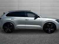 Usado VW Touareg Black Edition 286 HP (210 kW) 2025 Prateado SUV