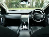 Used Land Rover Discovery Sport HSE 180 HP (132 kW) 2019 Silver SUV