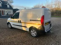 Used Fiat Doblò 95 HP (69 kW) 2018 White MPV