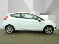 Used Ford Fiesta Zetec 82 HP (60 kW) 2014 White Hatchback