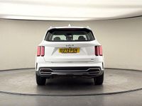 Used Kia Sorento 226 HP (166 kW) 2022 Snow white pearl SUV