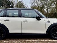 Used Mini Cooper Hatch 2015 White Hatchback