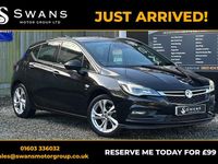 Used Vauxhall Astra SRi 150 HP (110 kW) 2017 Black Hatchback