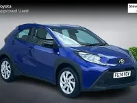 Used Toyota Aygo X PURE 72 HP (52 kW) 2024 Blue SUV