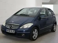 Begagnad Mercedes A150 Avantgarde 95 HK (69 kW) 2008 Blå Halvkombi