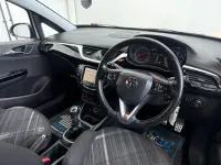Second-hand Vauxhall Corsa Edition 2015 Alb Hatchback