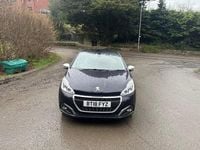 Used Peugeot 208 Allure 110 HP (80 kW) 2018 Blue Hatchback