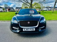 Usado Jaguar F-Pace R-Sport 163 HP (119 kW) 2017 Preto SUV