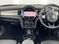 Used Mini Cooper Exclusive 136 HP (100 kW) 2022 White Hatchback